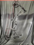 Used Hoyt RX-7 Left Hand Black 70-80 lbs Bow Keep Hammering  Condition: Used  Model: RX-7  Color: Black  Draw Weight: 80 lbs  Draw Length: 28.5  Dexterity: Left Hand